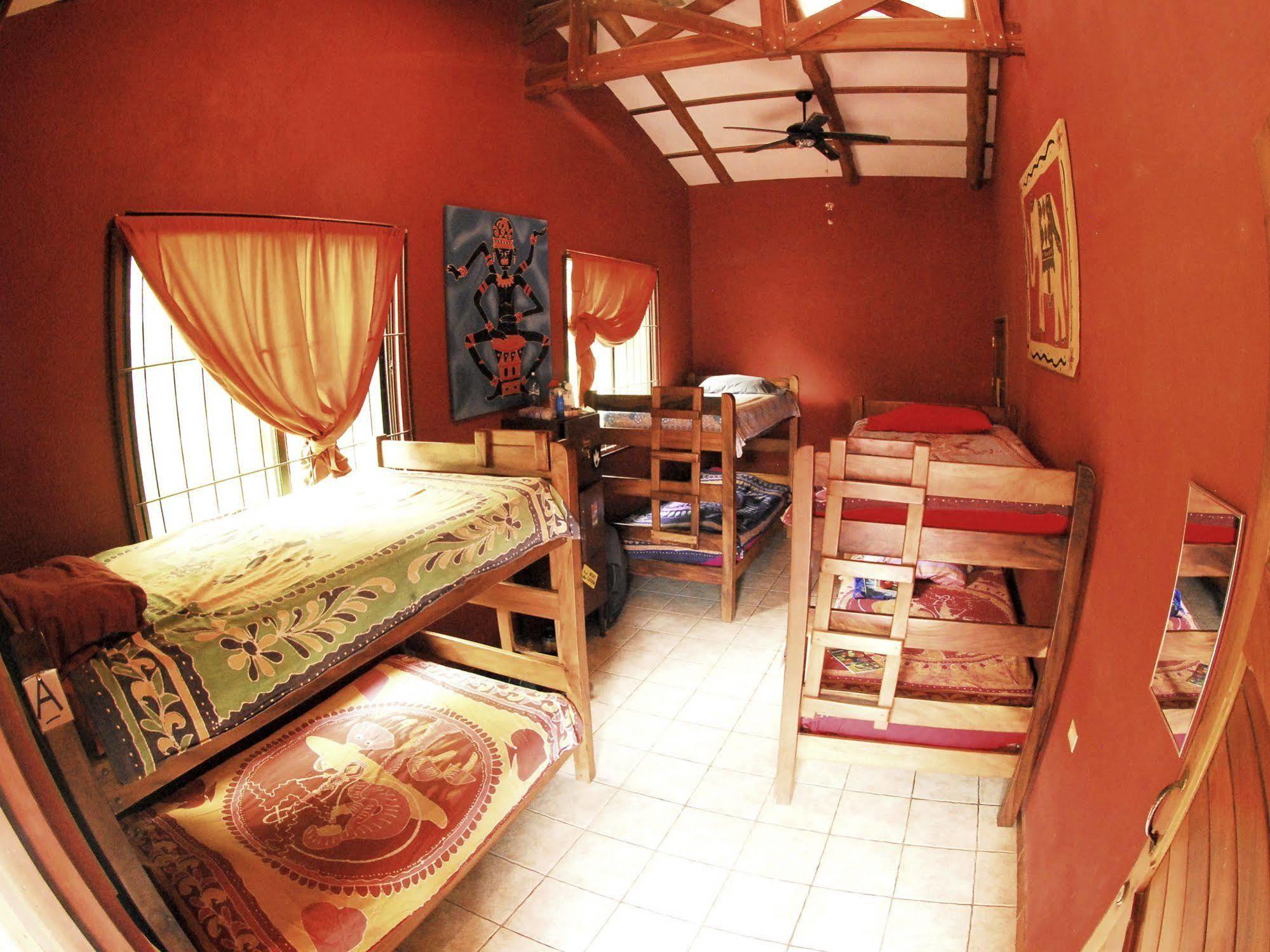 Casa Zen Guesthouse & Yoga Center Playa Santa Teresa  Esterno foto
