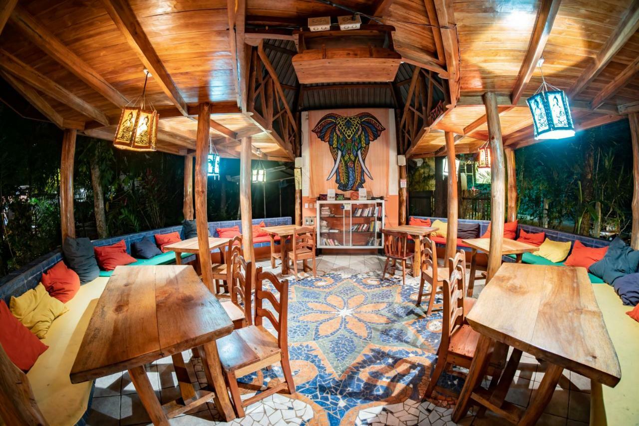 Casa Zen Guesthouse & Yoga Center Playa Santa Teresa  Esterno foto