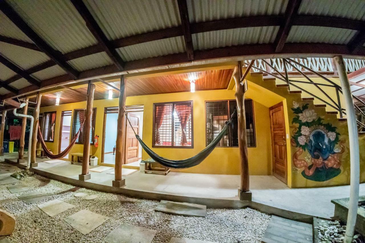 Casa Zen Guesthouse & Yoga Center Playa Santa Teresa  Esterno foto